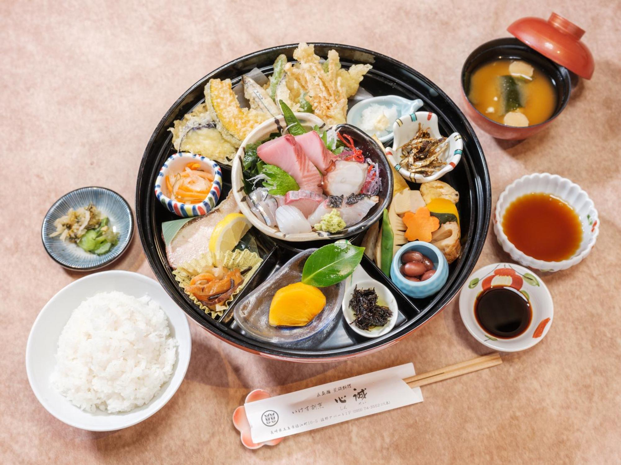 Villa Miyako 源泉かけ流し客室温泉ヴィラ みやこ別邸 Goto Exteriér fotografie